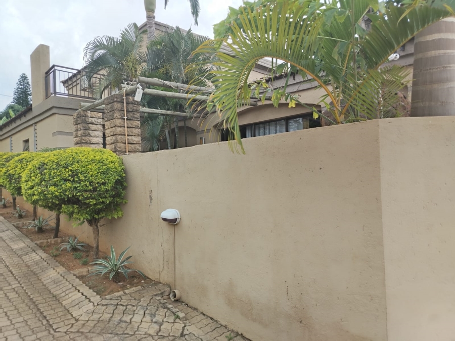 3 Bedroom Property for Sale in Safari Gardens North West